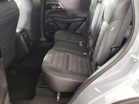 New 2026 Mitsubishi Outlander Trail Edition image 12