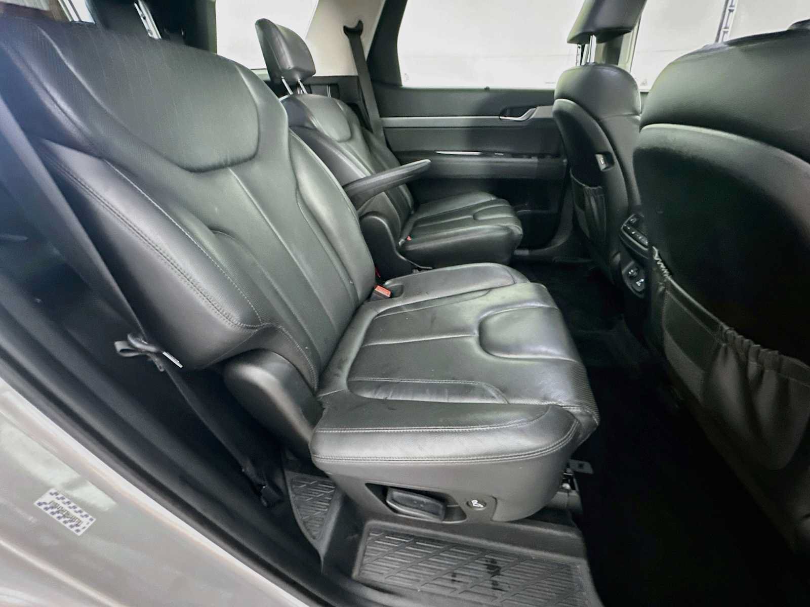 Used 2022 Hyundai Palisade SEL w/ Premium Package AWD/4WD image 28