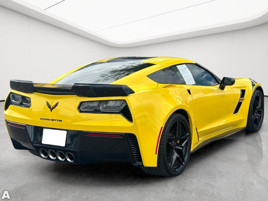 Used 2017 Chevrolet Corvette Grand Sport RWD image 5