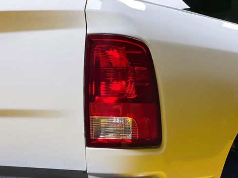 Used 2017 RAM 2500 Tradesman w/ Chrome Appearance Group image 8