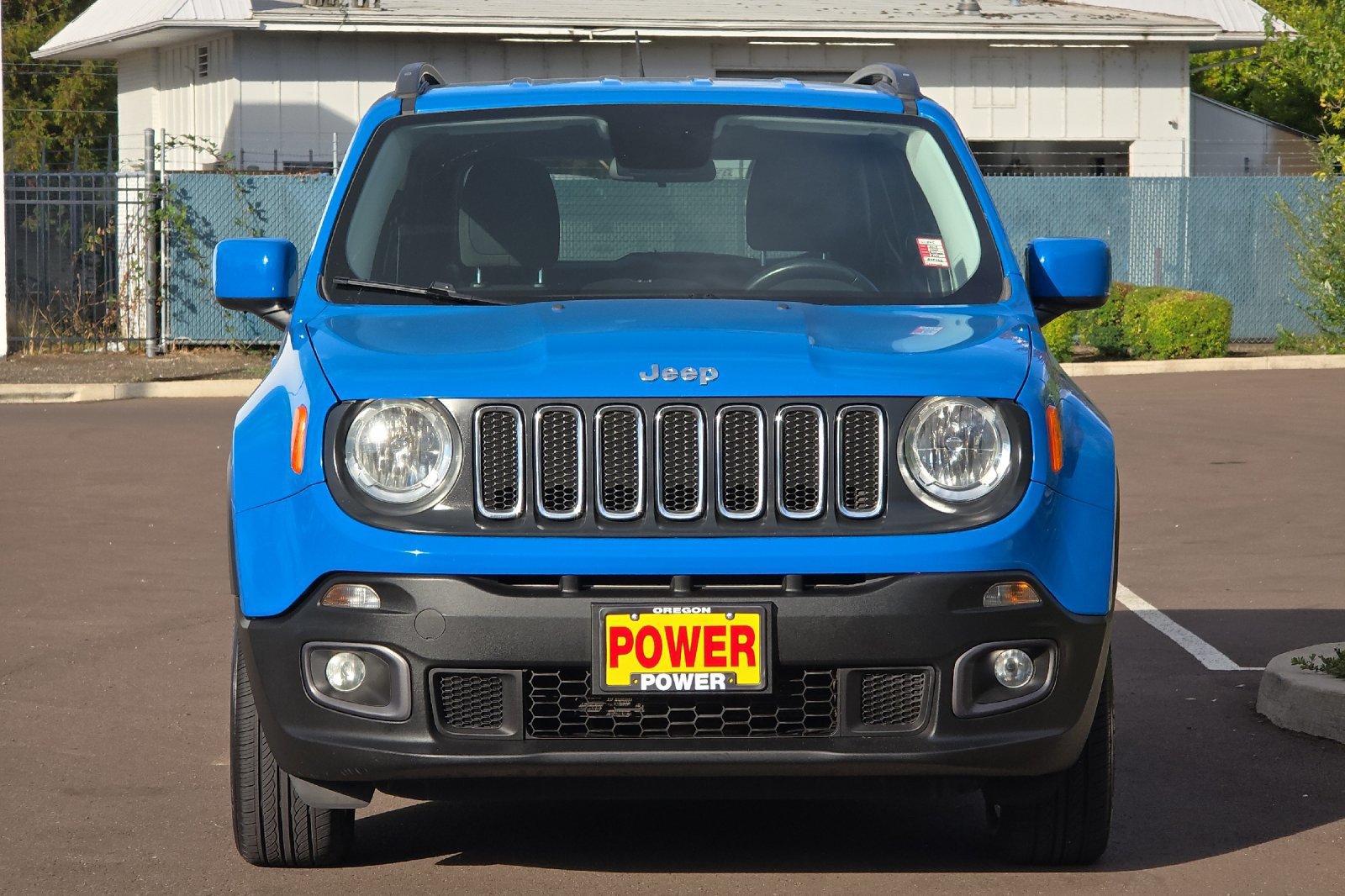 Used 2015 Jeep Renegade Latitude AWD/4WD image 9