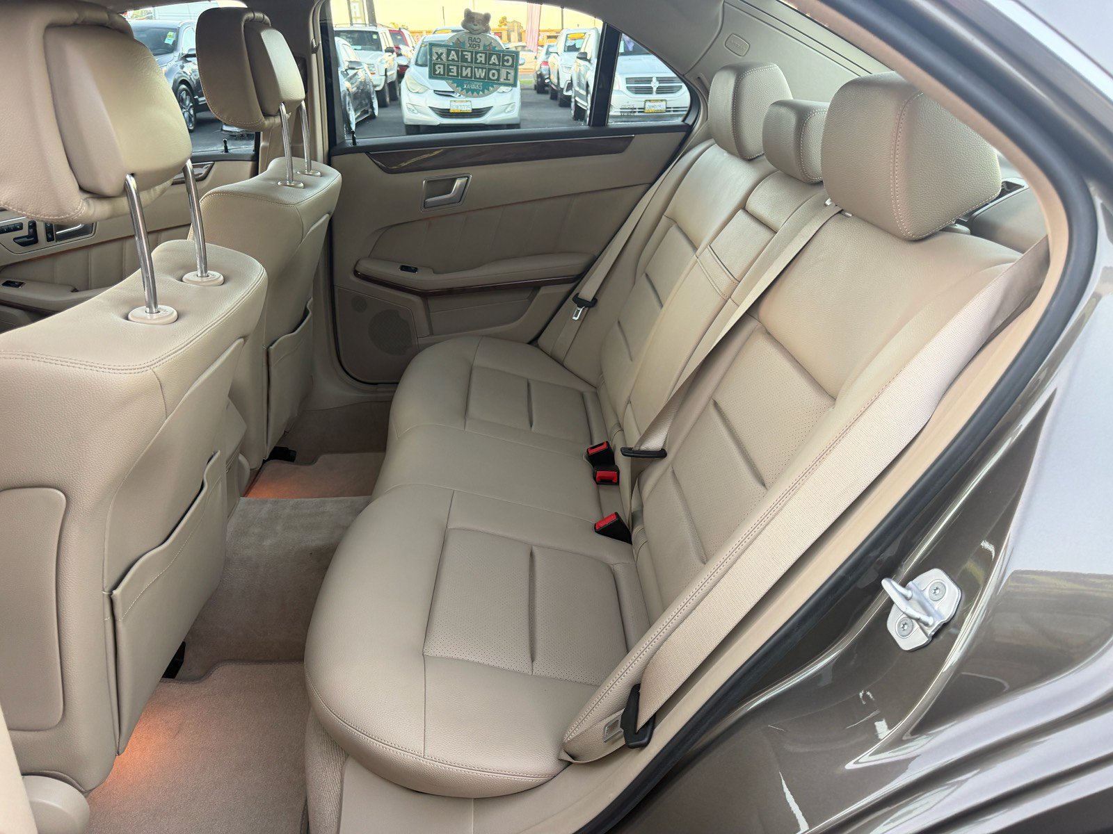 Used 2013 Mercedes-Benz E 350 Sedan image 9