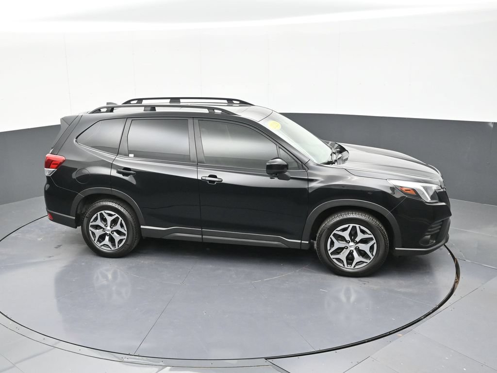 Used 2023 Subaru Forester Premium AWD/4WD image 60