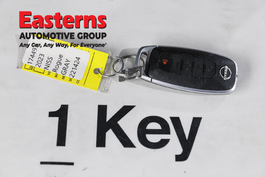 Used 2023 Nissan Rogue SV w/ SV Premium B Package AWD/4WD image 23
