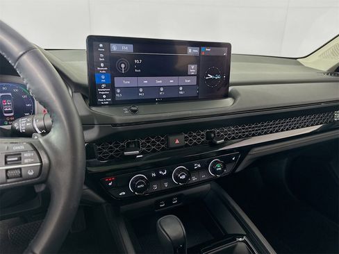 Certified 2024 Honda Accord EX-L image 15