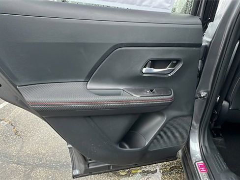 New 2025 Nissan Kicks SR w/ Illumination Package image 14