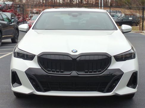 New 2026 BMW 530i w/ M Sport Package image 3