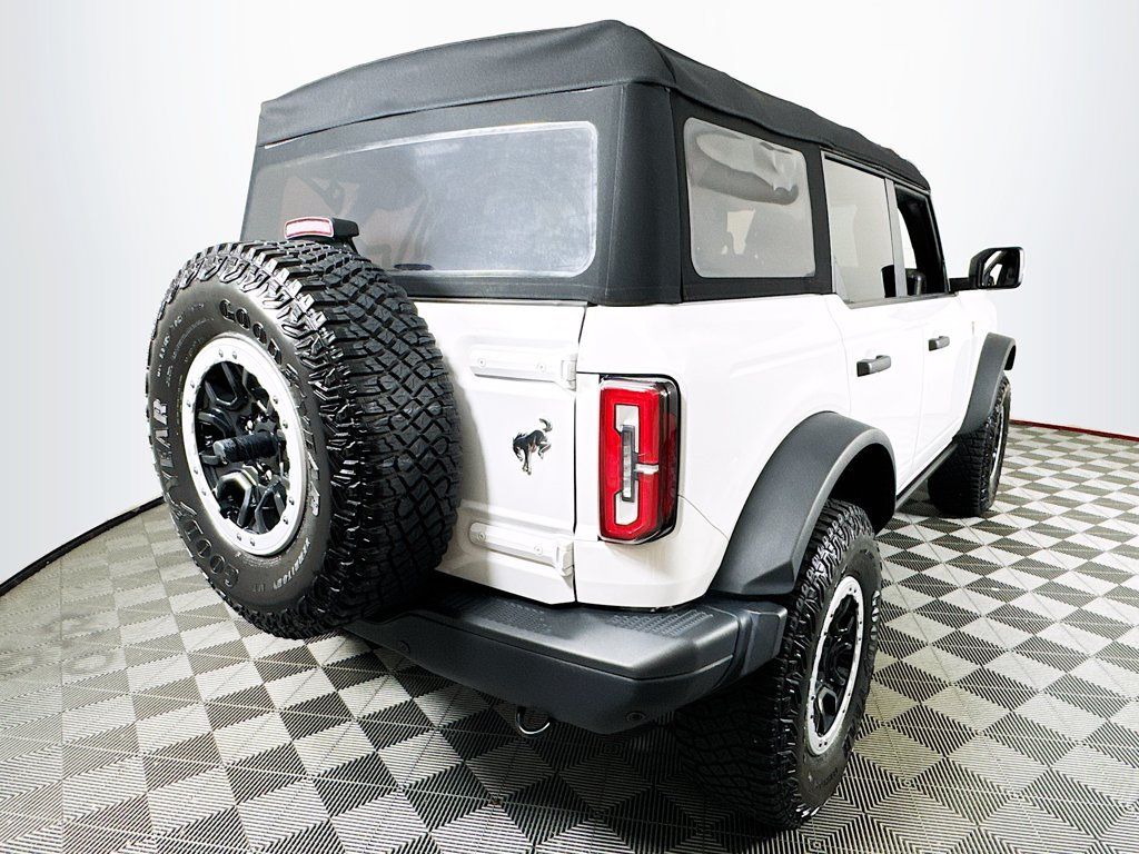 Used 2024 Ford Bronco Badlands AWD/4WD image 7