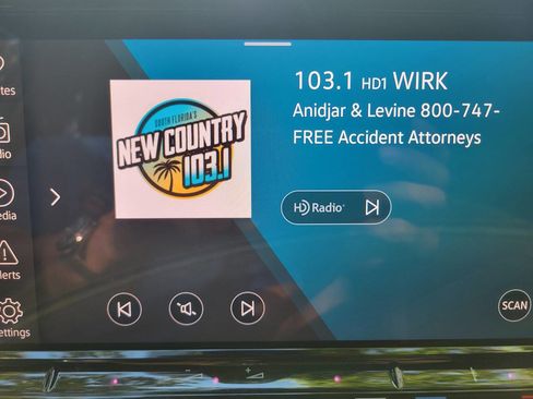 Used 2026 Volkswagen Atlas SE FWD image 24