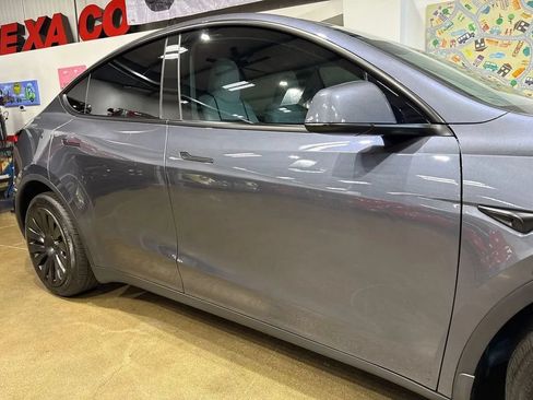 Used 2023 Tesla Model Y Long Range AWD/4WD image 53