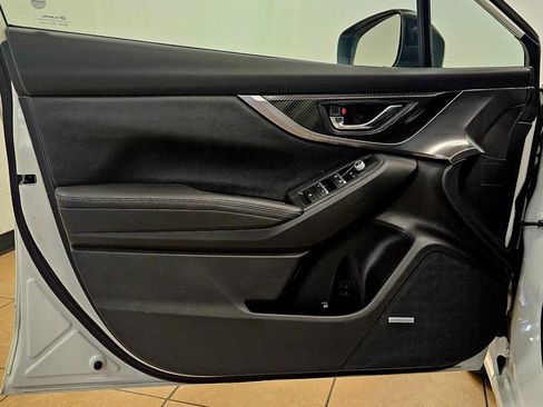 Used 2019 Subaru Impreza 2.0i Limited image 8