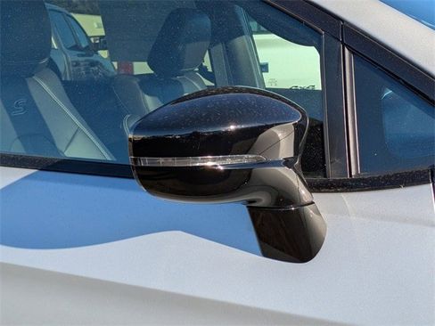 New 2026 Chrysler Pacifica Select image 12