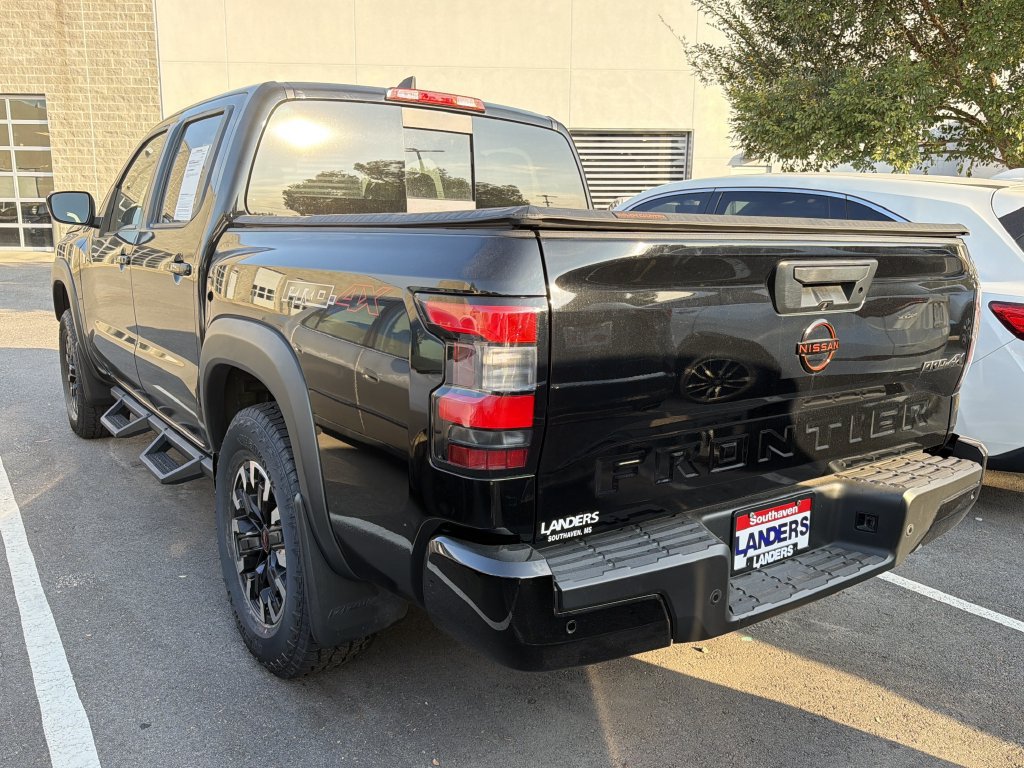 Used 2024 Nissan Frontier PRO-4X w/ Technology Package AWD/4WD image 4