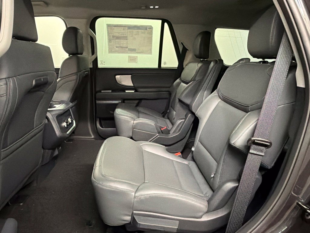 New 2027 Ford Expedition Active AWD/4WD image 36