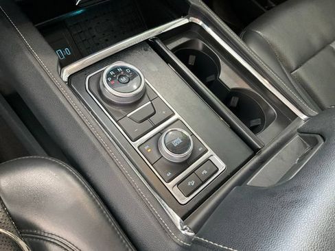 Used 2022 Ford Expedition XLT AWD/4WD image 12