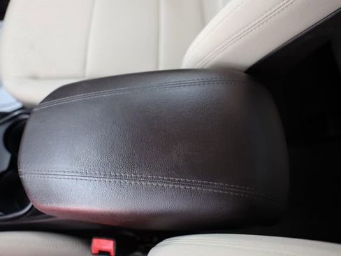 Used 2017 Hyundai Santa Fe Sport image 27