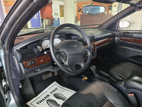 Used 2003 Chrysler Sebring Limited image 8