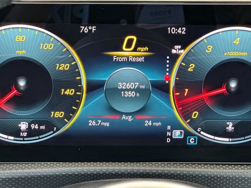 Used 2023 Mercedes-Benz CLA 250 image 30