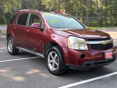 Used 2007 Chevrolet Equinox LT w/ LT Preferred Equipment Group image 3
