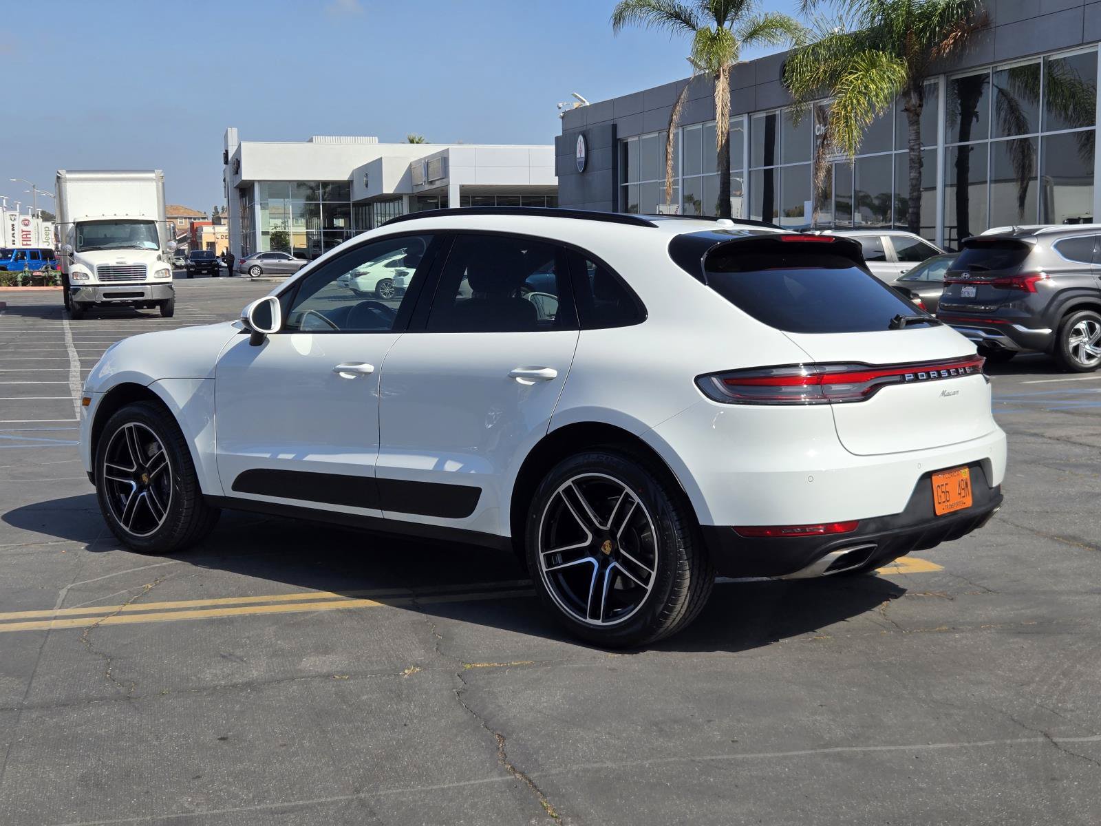 Used 2021 Porsche Macan AWD/4WD image 6