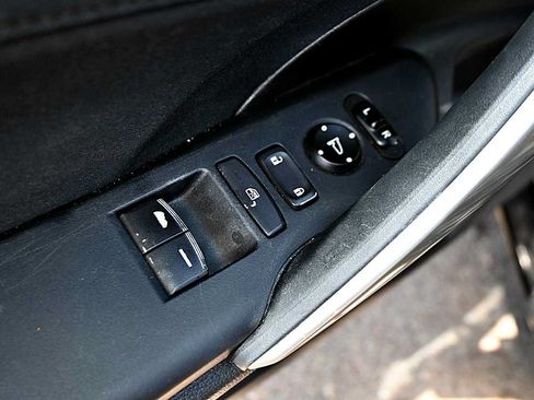 Used 2019 Honda Civic EX image 17