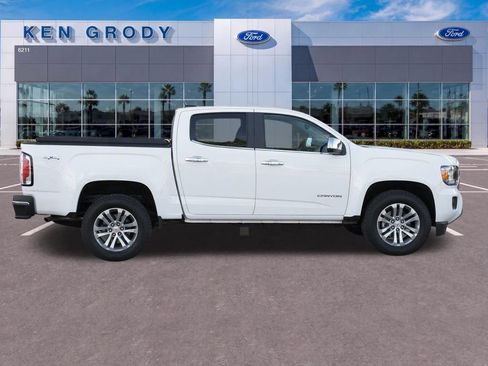 Used 2018 GMC Canyon SLT w/ Driver Alert Package AWD/4WD image 3