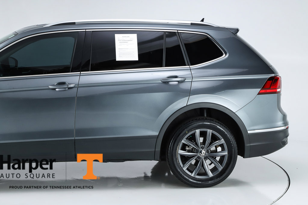Used 2022 Volkswagen Tiguan SE AWD/4WD image 43