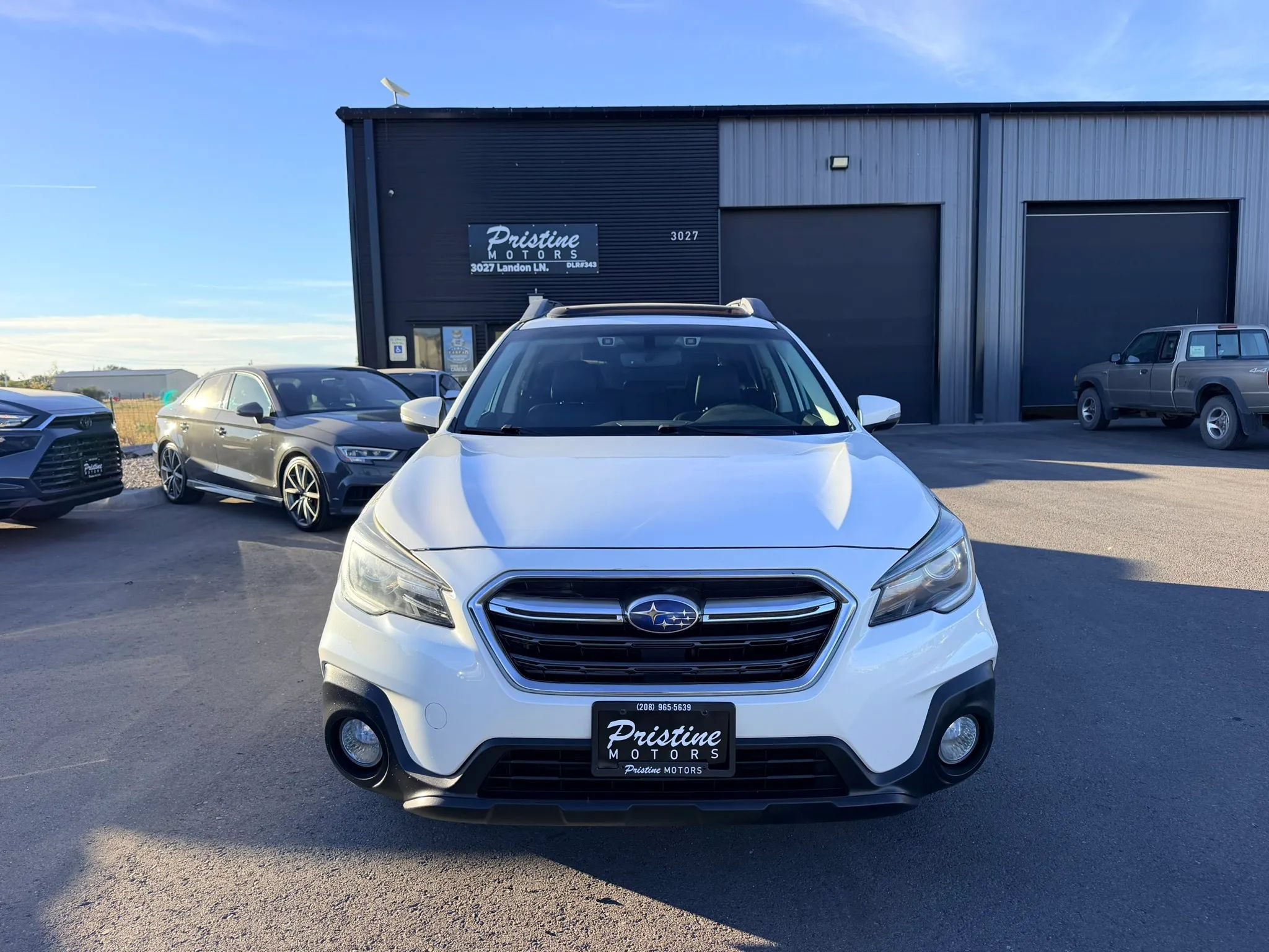 Used 2018 Subaru Outback 2.5i Limited AWD/4WD image 2