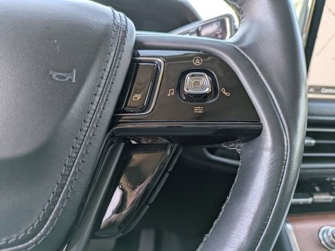 Used 2023 Lincoln Aviator Reserve RWD image 29