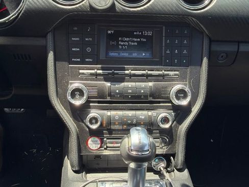 Used 2017 Ford Mustang Coupe RWD image 8