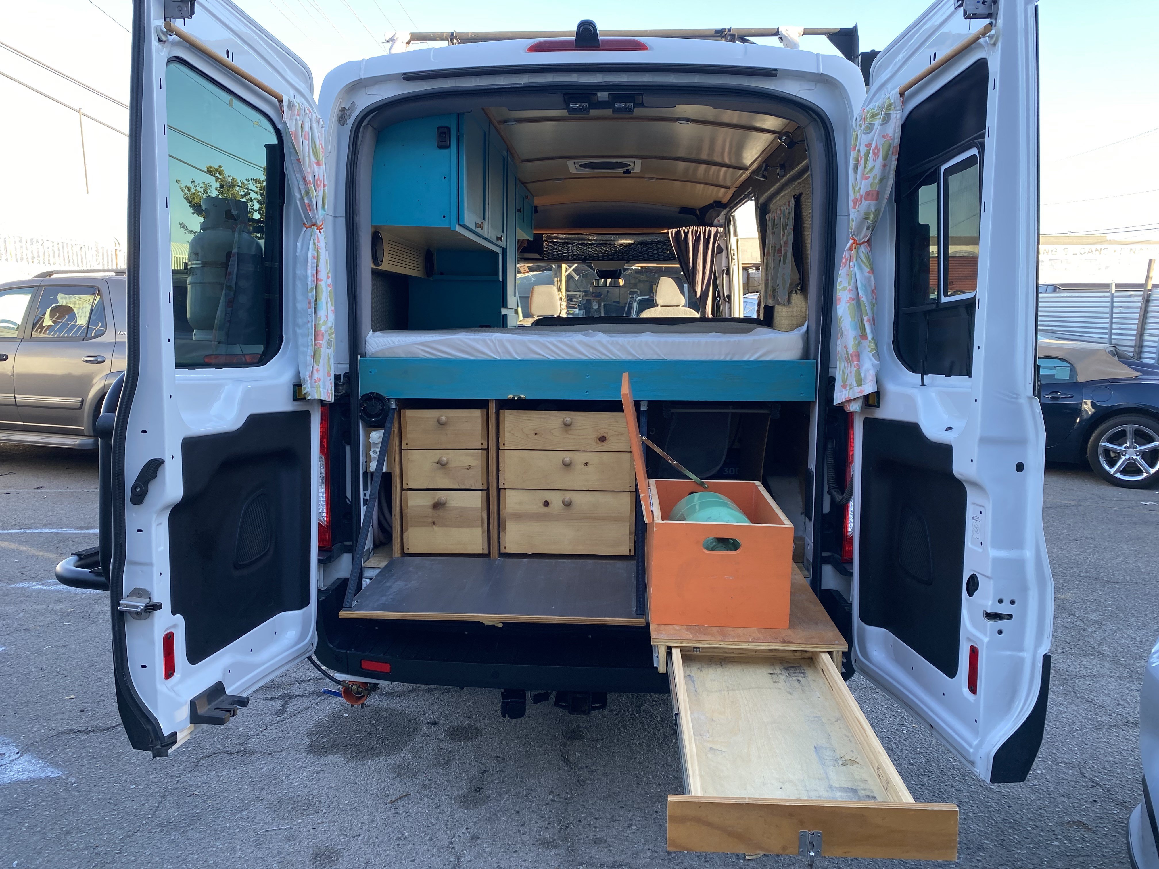 Used 2016 Ford Transit 250 148 Medium Roof RWD image 36