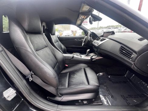 Used 2014 BMW Z4 sDrive28i RWD image 11