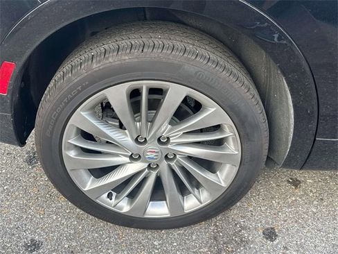 Certified 2025 Buick Envision Avenir image 5