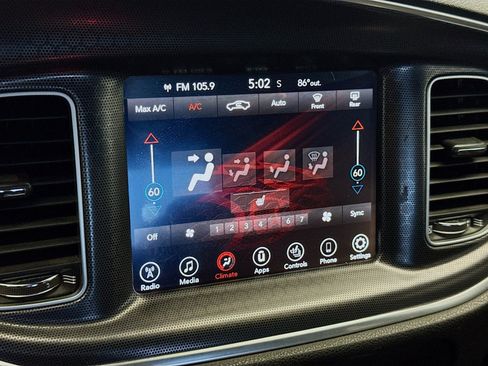Used 2017 Dodge Charger R/T RWD image 11