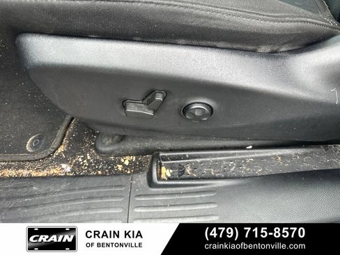 Used 2021 Chrysler Pacifica Touring w/ S Appearance Package FWD image 13