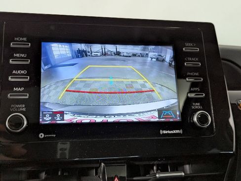 Used 2022 Toyota Camry SE w/ Convenience Package image 35