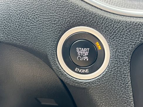 Used 2014 Dodge Charger SRT8 Super Bee w/ Satin Vapor Edition image 20