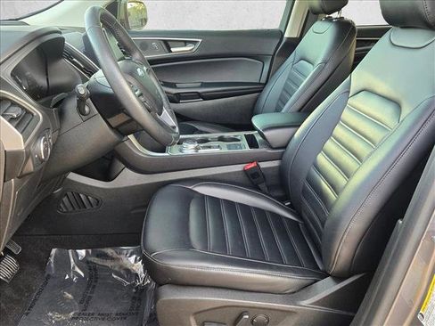 Used 2022 Ford Edge SEL w/ Convenience Package image 16