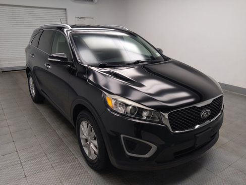 Used 2016 Kia Sorento FWD image 13