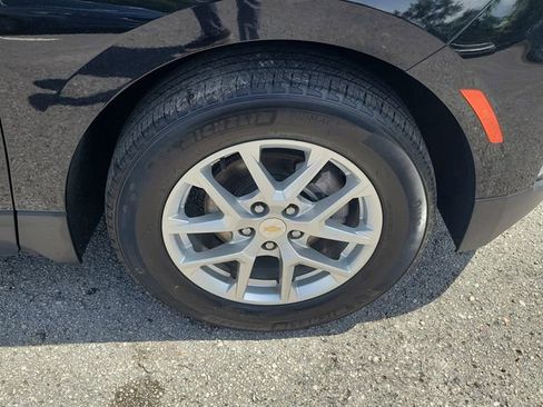 Used 2024 Chevrolet Equinox LT FWD image 7