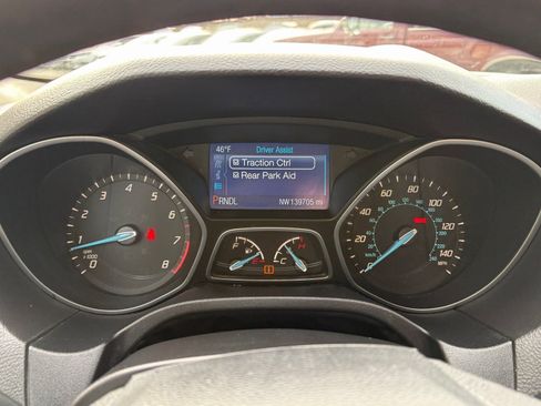 Used 2014 Ford Focus SE FWD image 41