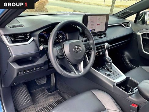 Used 2023 Toyota RAV4 XSE image 18