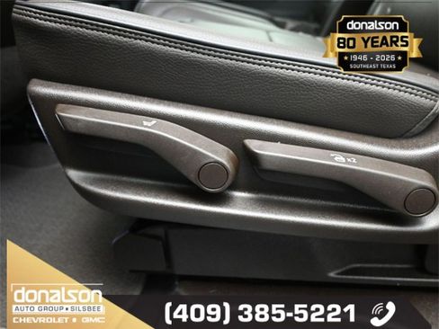 Used 2021 GMC Yukon Denali w/ Denali Premium Package image 10