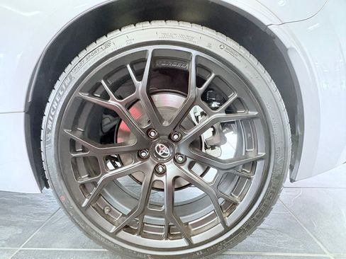Used 2026 Toyota GR86 Premium w/ ALL Weather Mat Package (TMS) RWD image 11