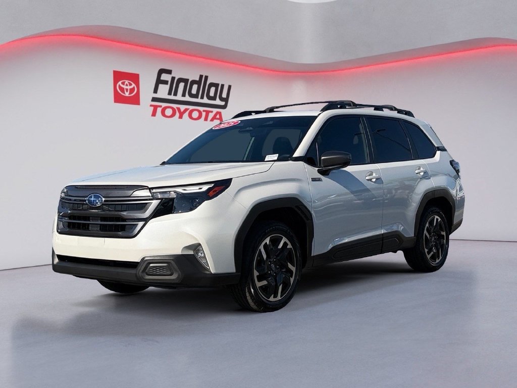 Used 2025 Subaru Forester Premium AWD/4WD image 1