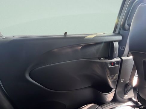 New 2026 Chrysler Pacifica Select AWD/4WD image 21