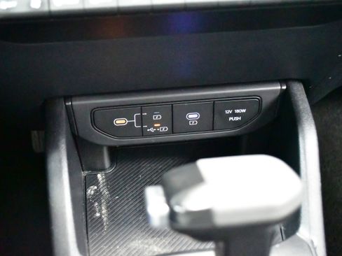 Used 2025 Kia K4 FWD image 27