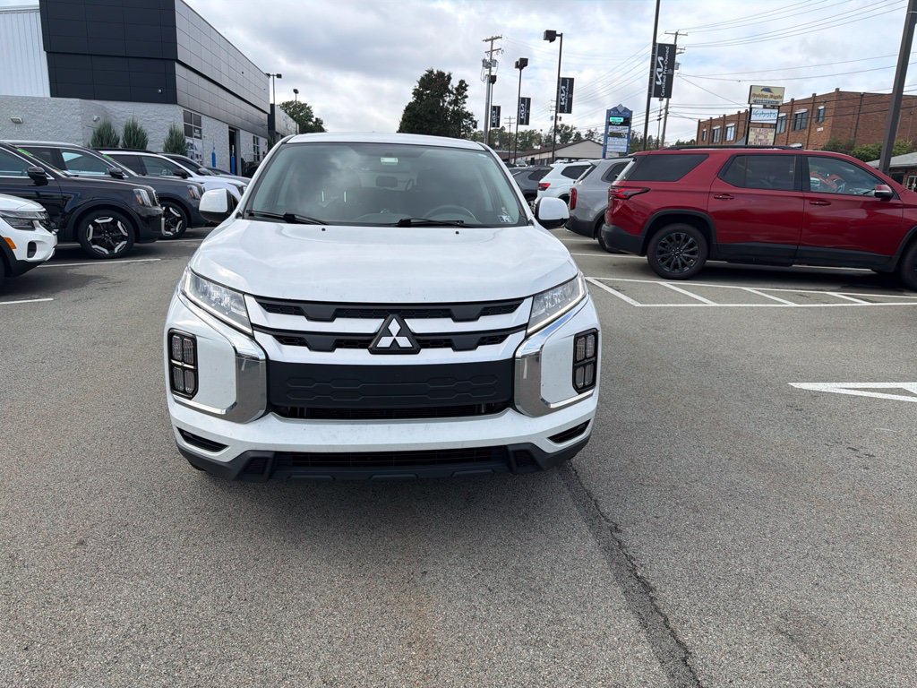 Used 2020 Mitsubishi Outlander Sport ES AWD/4WD image 2