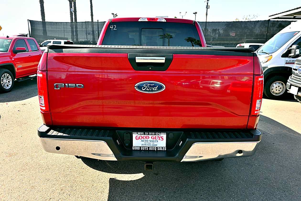 Used 2015 Ford F150 XLT w/ Equipment Group 302A Luxury RWD image 6