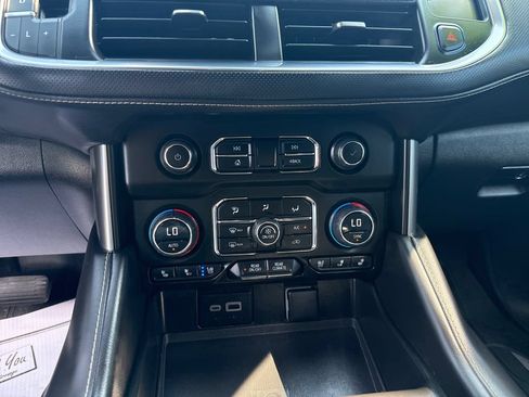 Used 2023 Chevrolet Tahoe Premier w/ Premium Package 2 AWD/4WD image 33